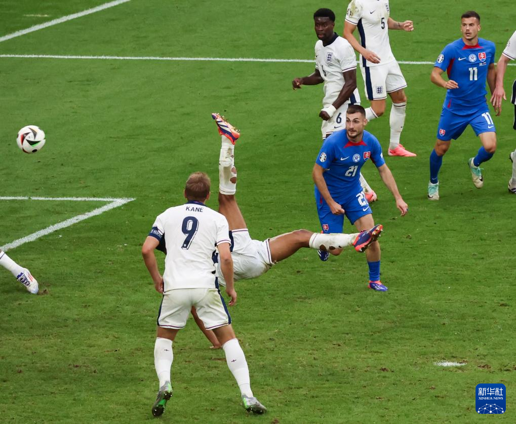 荷兰队意外惨败,英格兰队晋级欧锦赛半决赛视频